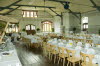 eingedeckter Saal